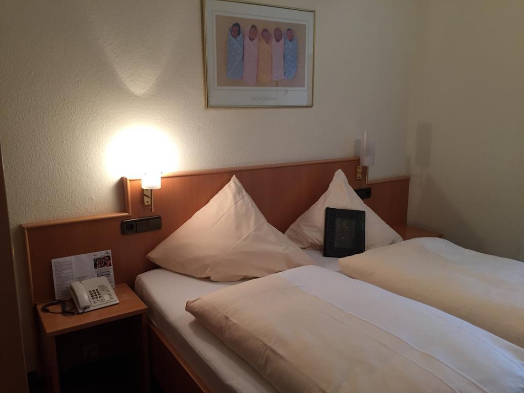 Hotel Rose Heidelberg Inklusive Fruehstueck & Saunanutzung المظهر الخارجي الصورة